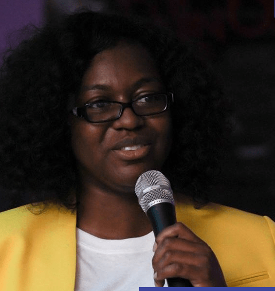 Quanice Floyd, guest speaker for the ARAD Fall 2019 Internship Fair, shares her professional experience with&nbsp;students